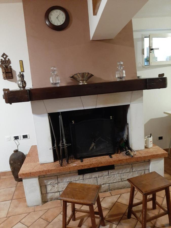 הוילה קסטל די סנגרו La Casa Di Walter E Rosa מראה חיצוני תמונה