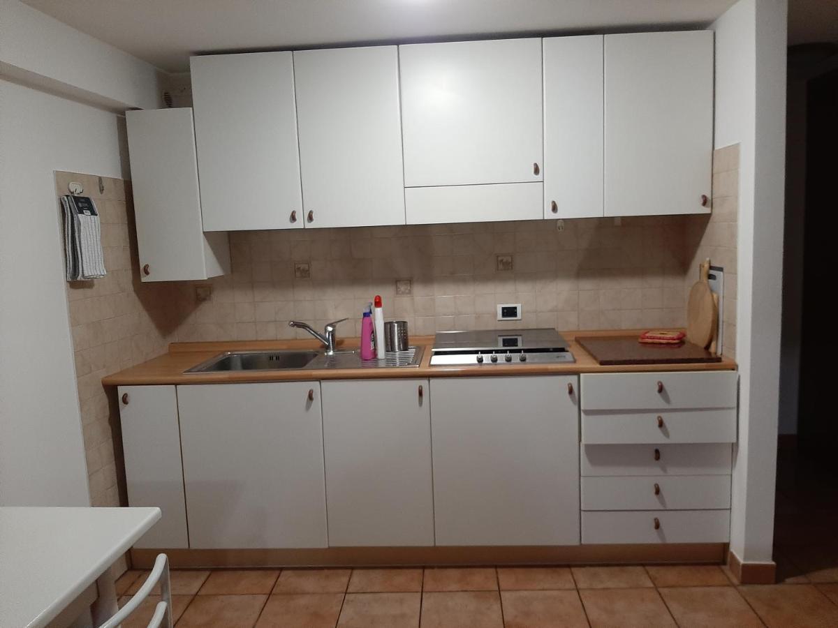 הוילה קסטל די סנגרו La Casa Di Walter E Rosa מראה חיצוני תמונה